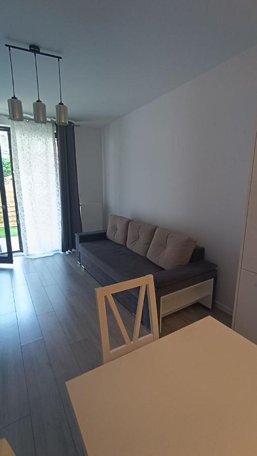 Apartment Z Ogrodkiem Na Warszawskiej Woli Varšava Exteriér fotografie